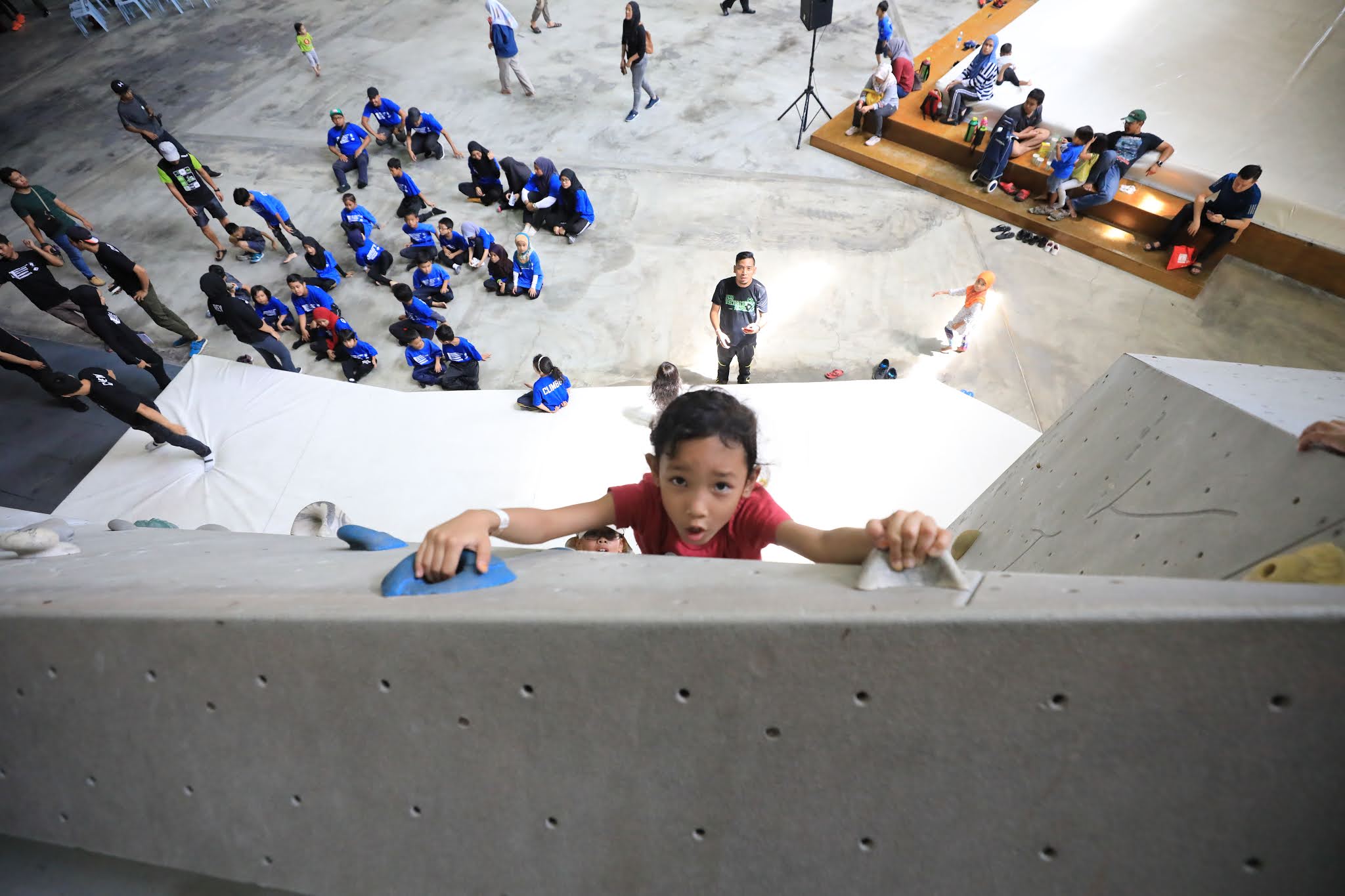 Pertandingan Wall Climbing Tarik Lebih 100 Peserta Sempena Hari Wilayah