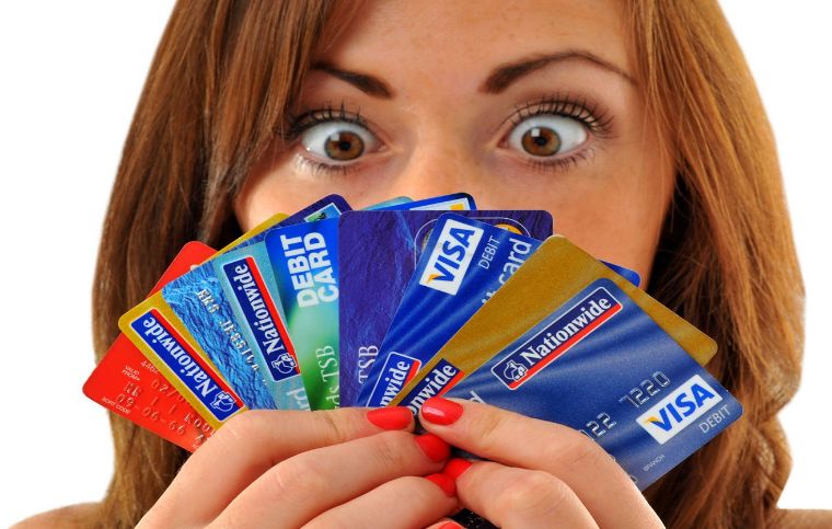 Que tipo de cartão de crédito é adequado para você? Que tipo de cartão de crédito é adequado para você?