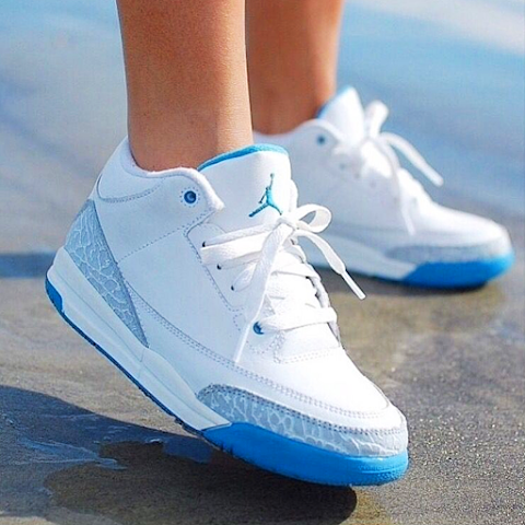 Nike - Air Jordan 3 Harbor Blue