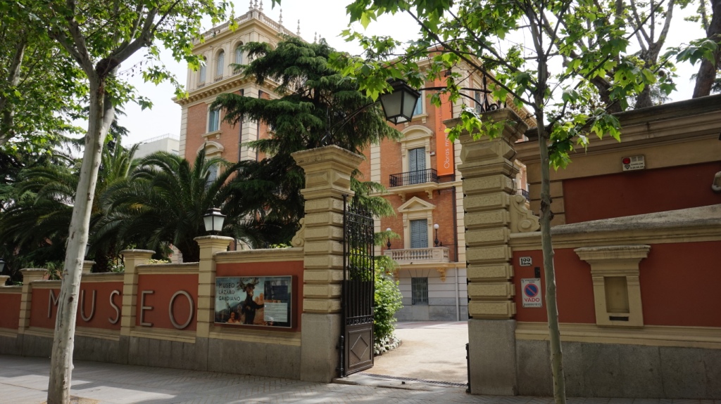 El Palacio De Parque Florido
