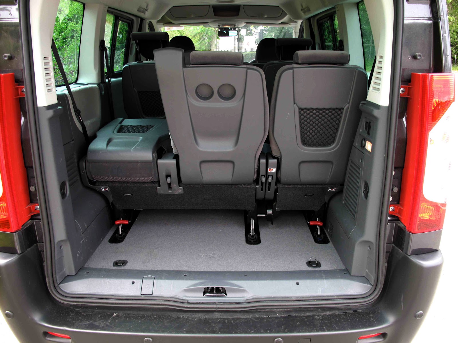 citroen dispatch combi 9 seater