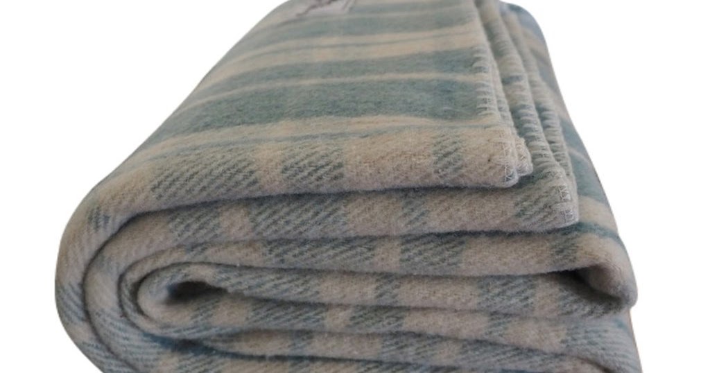 wholesale wool blankets Five Reasons to Try Winter Camping
