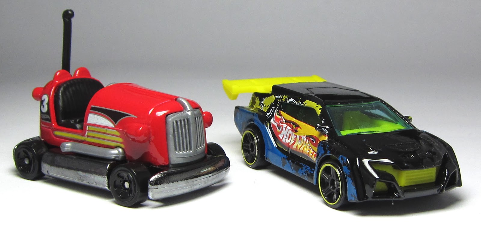 Car Lamley Group First Look Hot Wheels Bump Around Loop Coupe