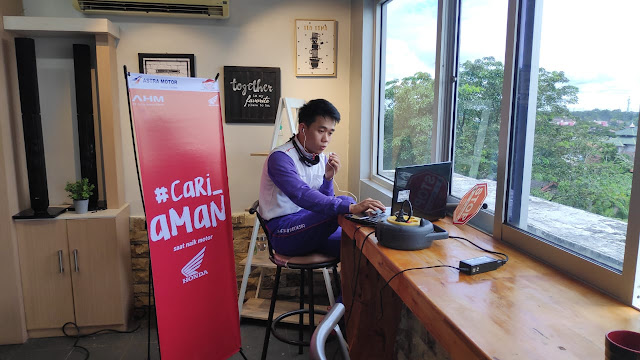 Astra Motor Pontianak Gelar Webinar Dengan SMA N 3 Pontianak Astra Motor Pontianak Gelar Webinar Dengan SMA N 3 Pontianak