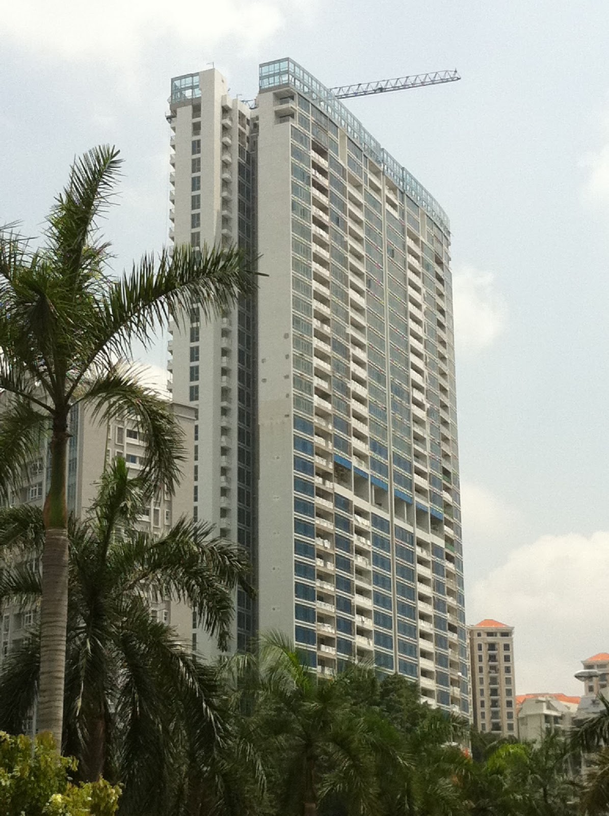 Buy Singapore property D09 Martin Place Res Studio 592sf 1.2xmil ONLY!!!