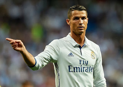 Tin tức, tài liệu: Top 10 cầu thủ chạy nhanh nhất thế giới hiện nay. Ronaldo