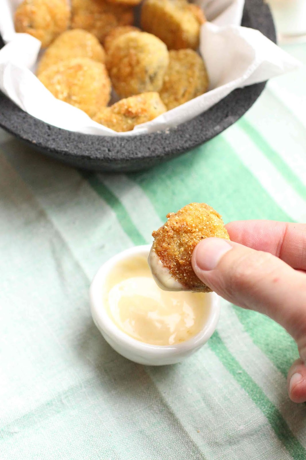 Un peu gay dans les coings... Cornichons frits comme en Louisiane