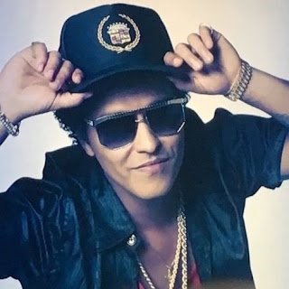 Bruno Mars performs '24K Magic' + 'Chunky' on SNL - ~ * Toya'z World