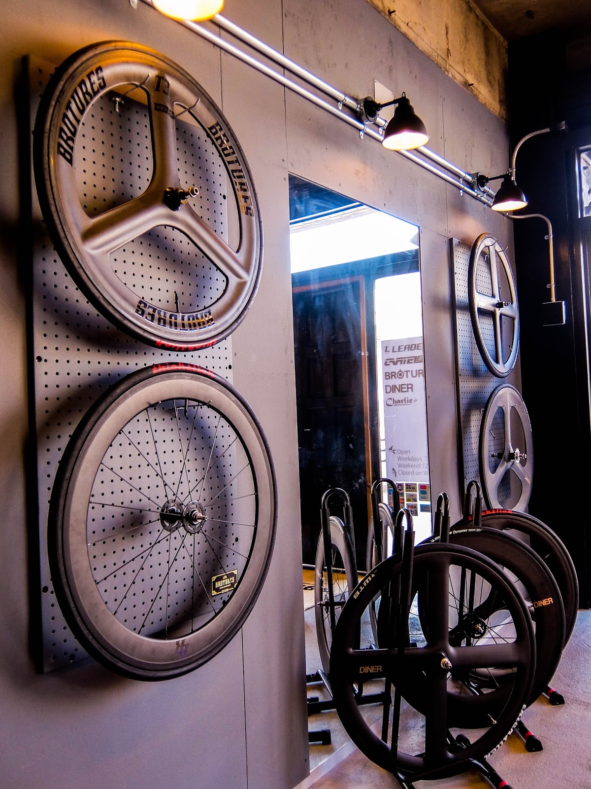 DINER バトンホイール フロント 激安