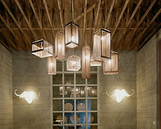 ιδέες διακόσμησης, συλλογή, εκθεση, διακοσμητικά είδη, φωτογραφιες, καπέλα, φωτιστικά, ασπρόμαυρη τέχνη , εργα τέχνης, πιάτο στον τοιχο, ανακυκλωμένα υλικά, decoration ideas, collection, exhibition, decorative items, photos, hats, lighting, black and white art, artwork, wall plate, recycled materials,