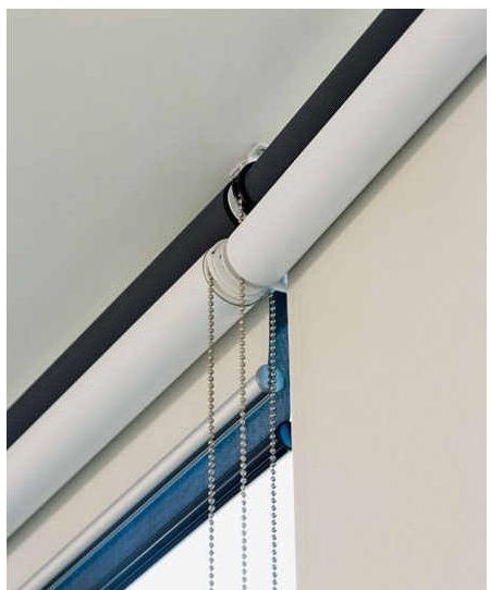 Rèm cuốn cửa sổ văn phòng rem cua so van phong