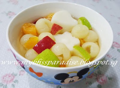 http://myblissparadise.blogspot.sg/2016/04/almond-pudding-with-fresh-fruits-longan.html