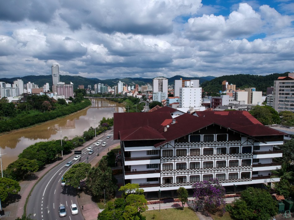 Confira as alterações no trânsito no desfile de 2 de setembro CURTA BLUMENAU CURTA BLUMENAU