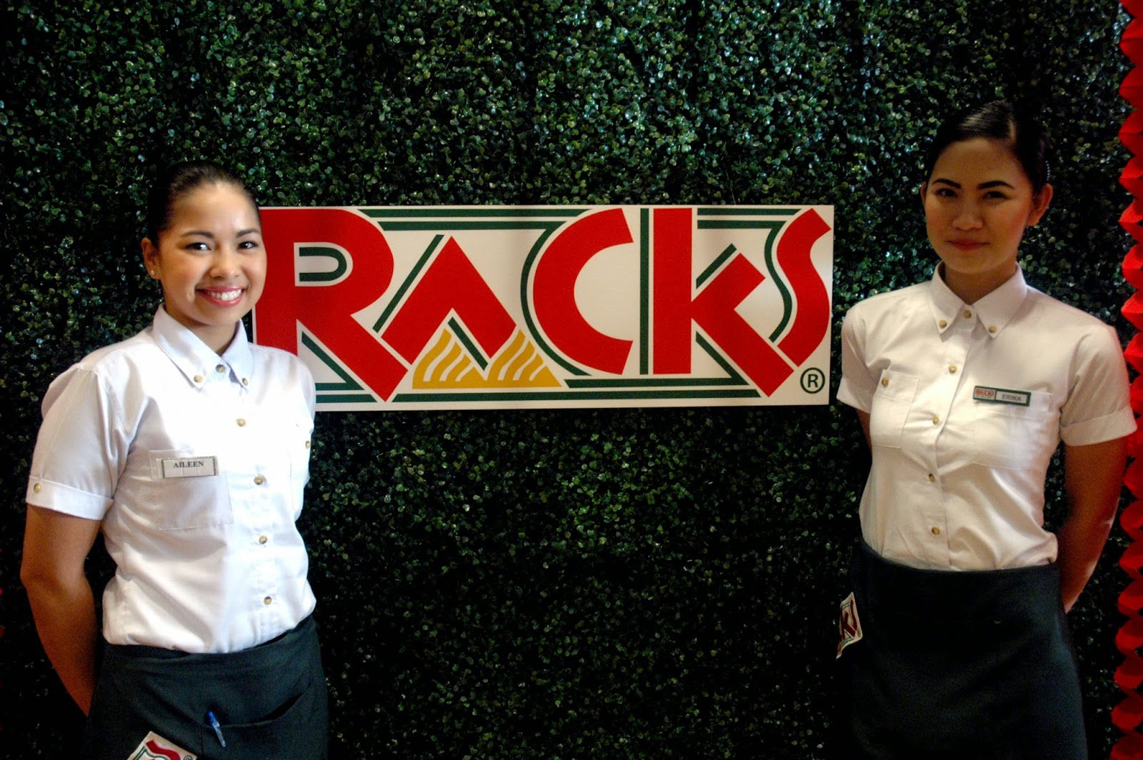 DUDE FOR FOOD Real American Country Kitchen Style New Look and All