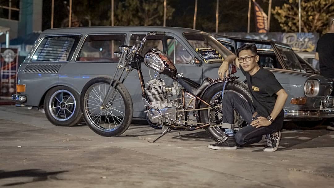 Yamaha SR 400 чоппер