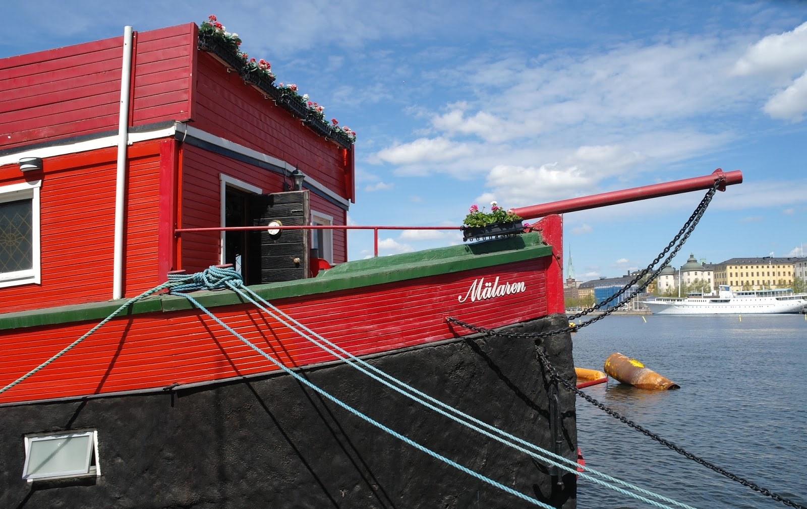 Jeff Low: Den Roda Baten , Stockholm Sweden 瑞典斯德哥尔摩 Den Röda Båten 红船酒店 ...
