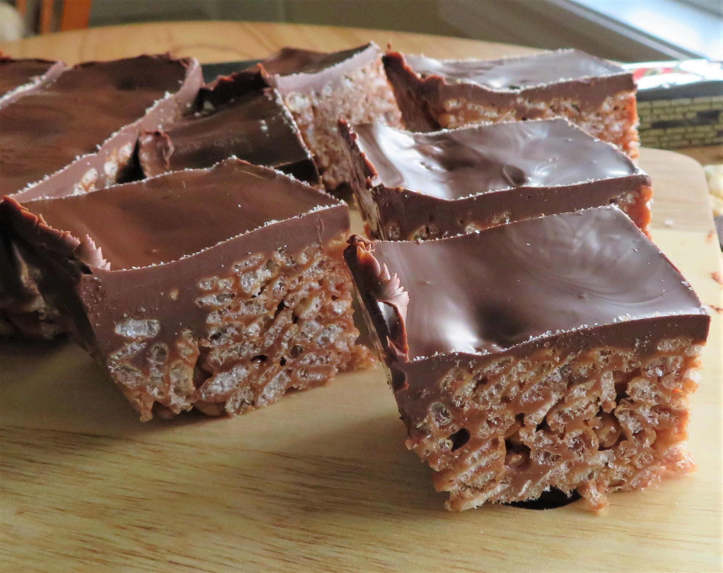 Crispy M&M Mars Bar Squares - Gills Bakes and Cakes - Simple bakes