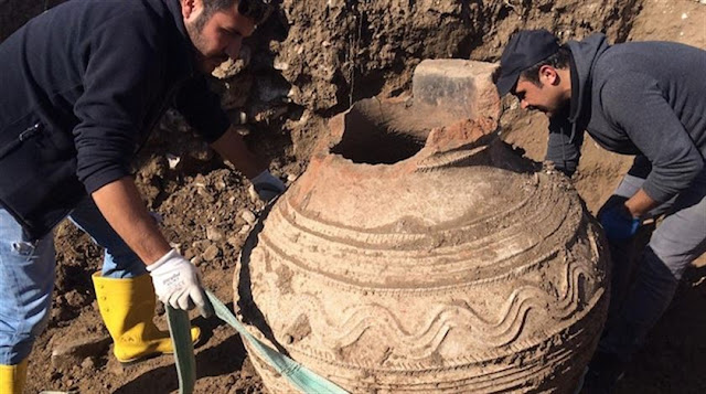 Farmer discovers giant Byzantine-era pithos in central Turkey