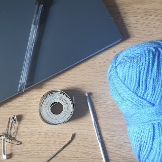 Beginners learn to crochet; Tools, Patterns, Yarn & Hooks