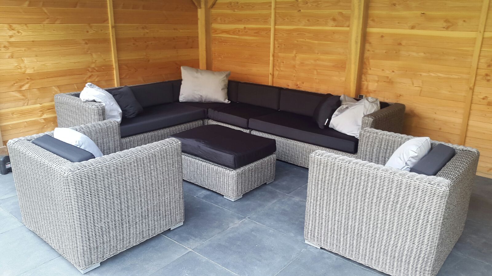 Arbrini design tuinmeubelen