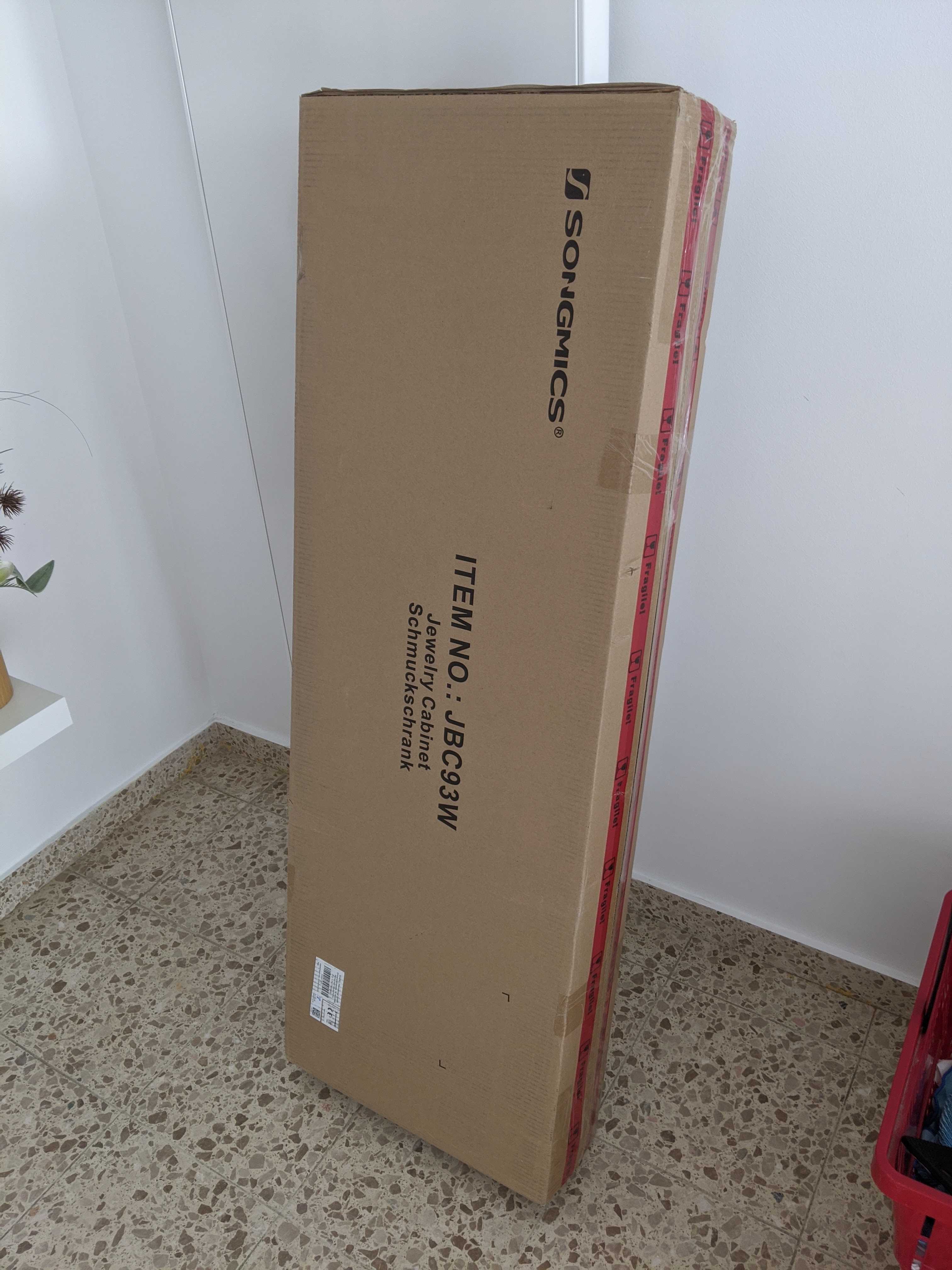 Schmuckschrank - viel Platz für Glitzer