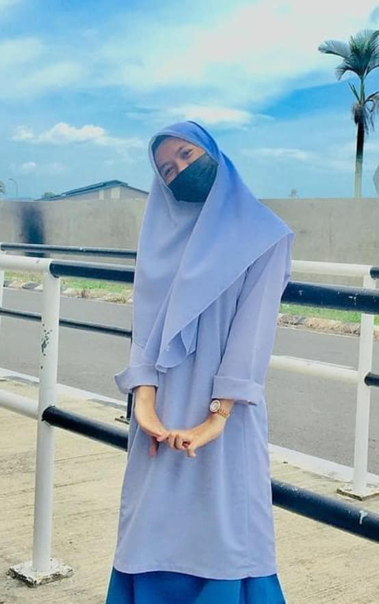 Koleksi Gambar Awek Sekolah #17