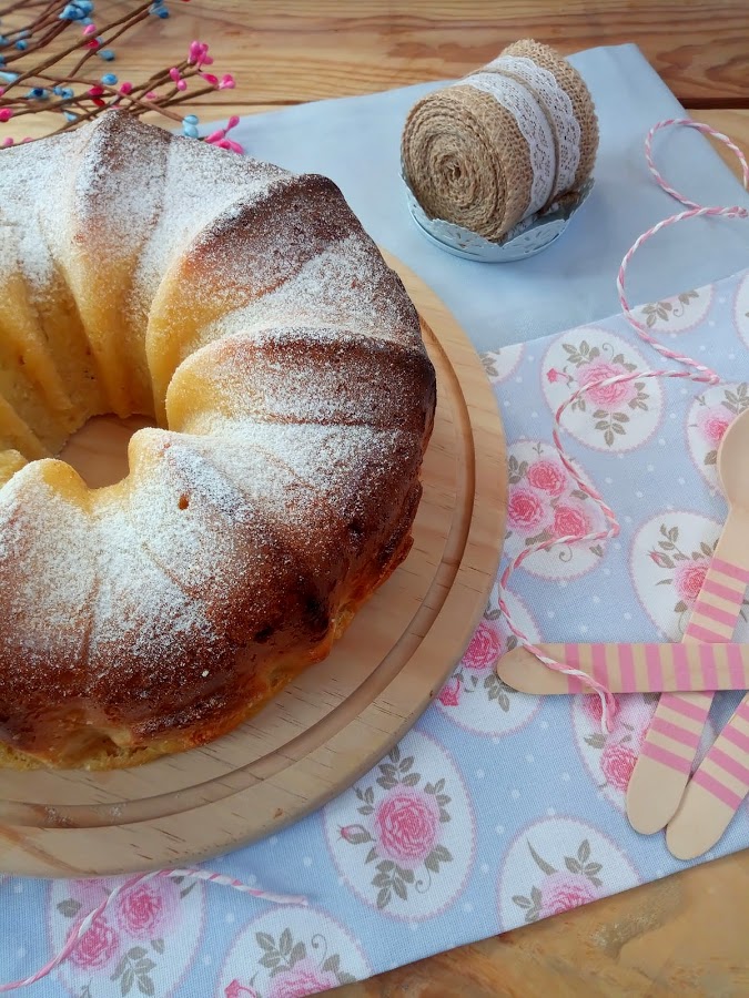 Bizcocho de anís y limón. Receta tradicional para desayunos y meriendas.