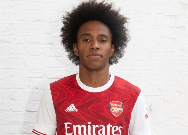 Đội hình ngôi sao tóc xù khuấy đảo bóng đá thế giới Đội hình ngôi sao tóc xù khuấy đảo bóng đá thế giới