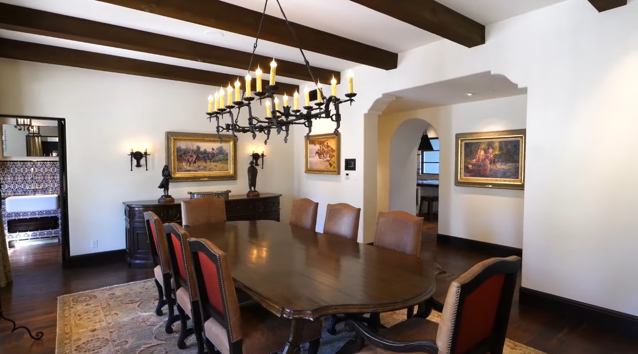 19 Photos vs. This Arizona Mega Mansion Features the Largest Private Lazy River in America - Luxury Home & Interior Design Video Tour 19 Photos vs. This Arizona Mega Mansion Features the Largest Private Lazy River in America - Luxury Home & Interior Design Video Tour