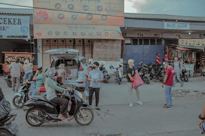 Crew DiKadalinTv dan Pemuda Pulo Timaha Berbagi Takjil dan Masker di Babelan Crew DiKadalinTv dan Pemuda Pulo Timaha Berbagi Takjil dan Masker di Babelan
