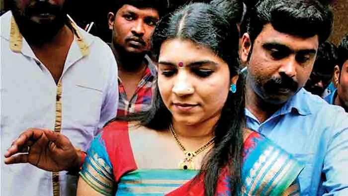 Job scam: Court sends Saritha Nair in police custody for 3 days, Thiruvananthapuram, News, Police, Remanded, Custody, Court, Cheating, Kerala