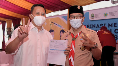 Gubernur Ridwan Kamil dan ASN Jabar Kenakan Pakaian Pramuka Tiap Tanggal 14