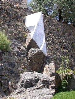 MONUMENT / Monumento Homenagem Salgueiro Maia, Castelo, Castelo de Vide, Portugal