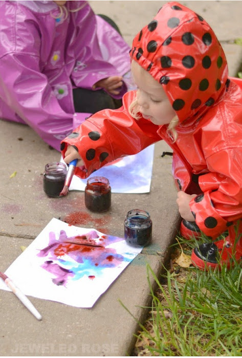 Turn rain into rainbows with this easy paint recipe for kids! #rainpaintingkids #rainpaint #paintrecipeforkids #rainydayactivities #growingajeweledrose #activitiesforkids