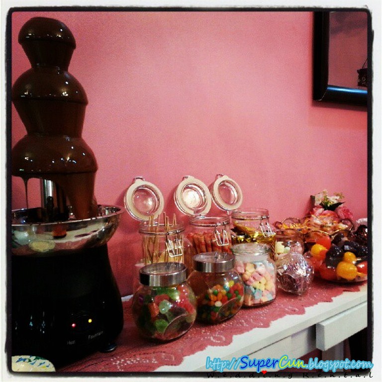 Set Candy Buffet dan Chocolate Fountain Untuk Disewa SuperCun Wedding