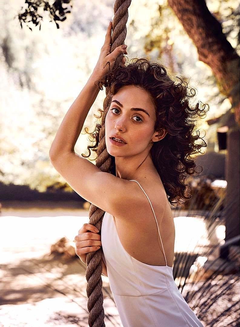 SNEAK PEEK : Emmy Rossum Gets In "Shape"