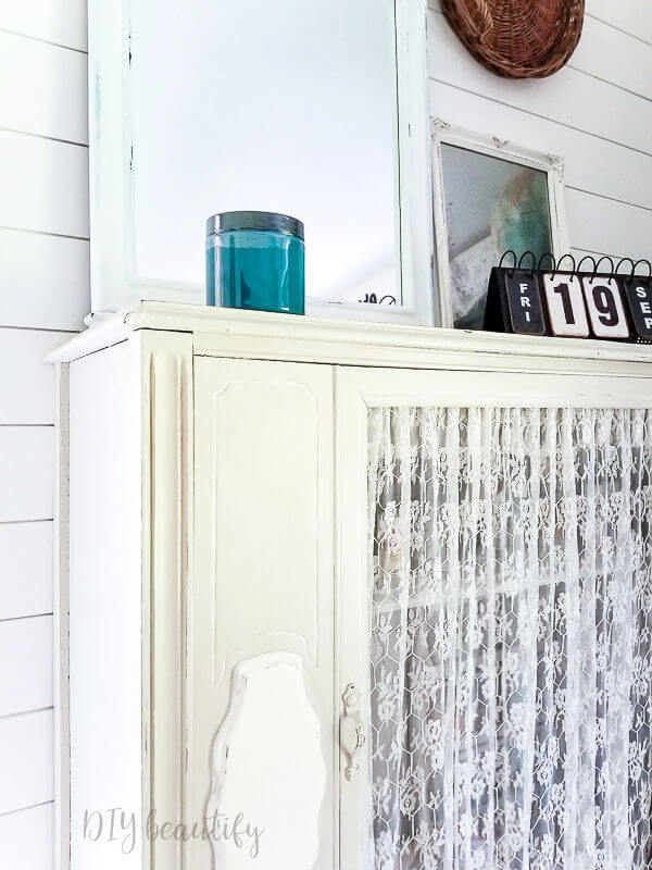 Painting an Antique a Bold Blue DIY Beautify Creating