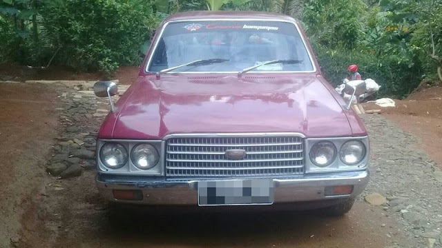 Toyota Corona Deluxe 1600