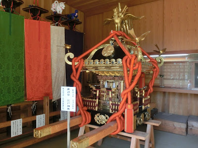 小動神社旧天王祭神輿