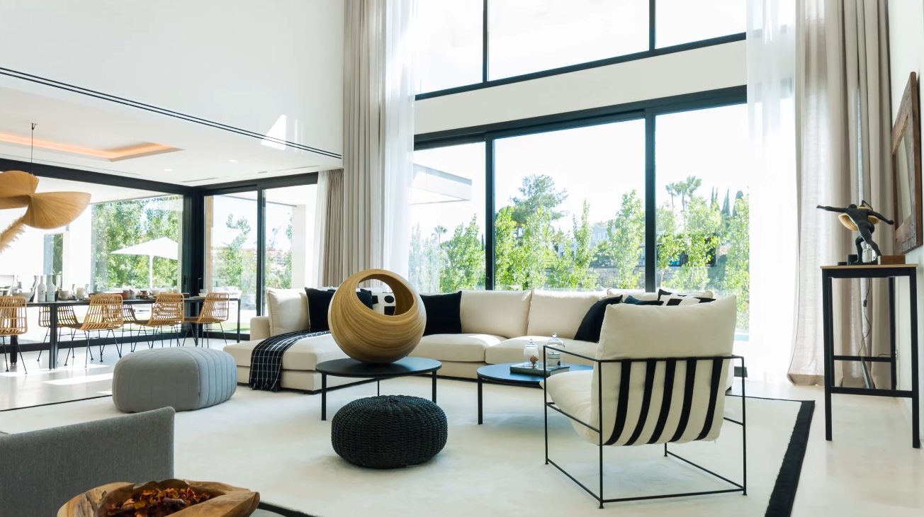 27 Photos vs. Luxury Contemporary Villa In Marbella Golf Valley vs. Interior Design Tour