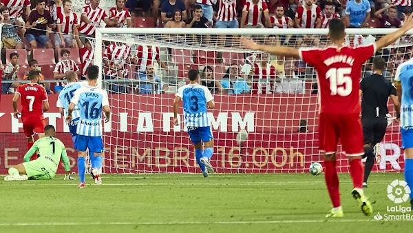 Diego González - Málaga -: "A pesar de las dificultades, tenemos que seguir todos a una"