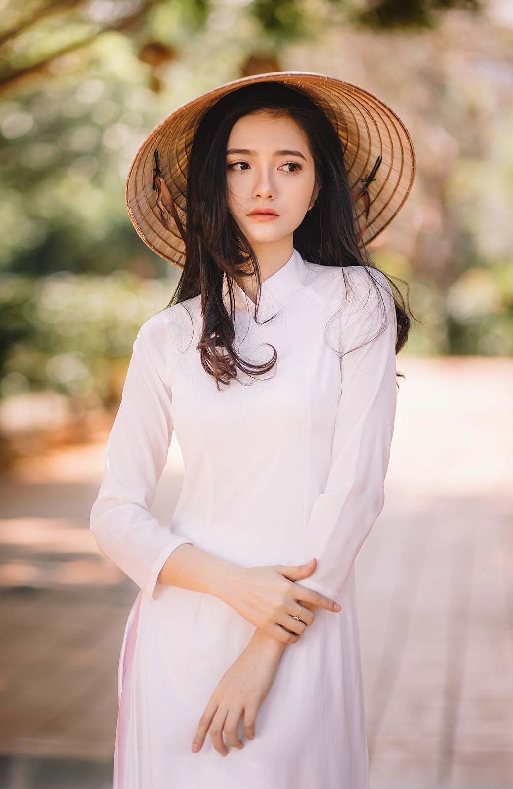 Gallery - Vietnamese beautiful girl - Student girl with Vietnam traditional dress - P5
