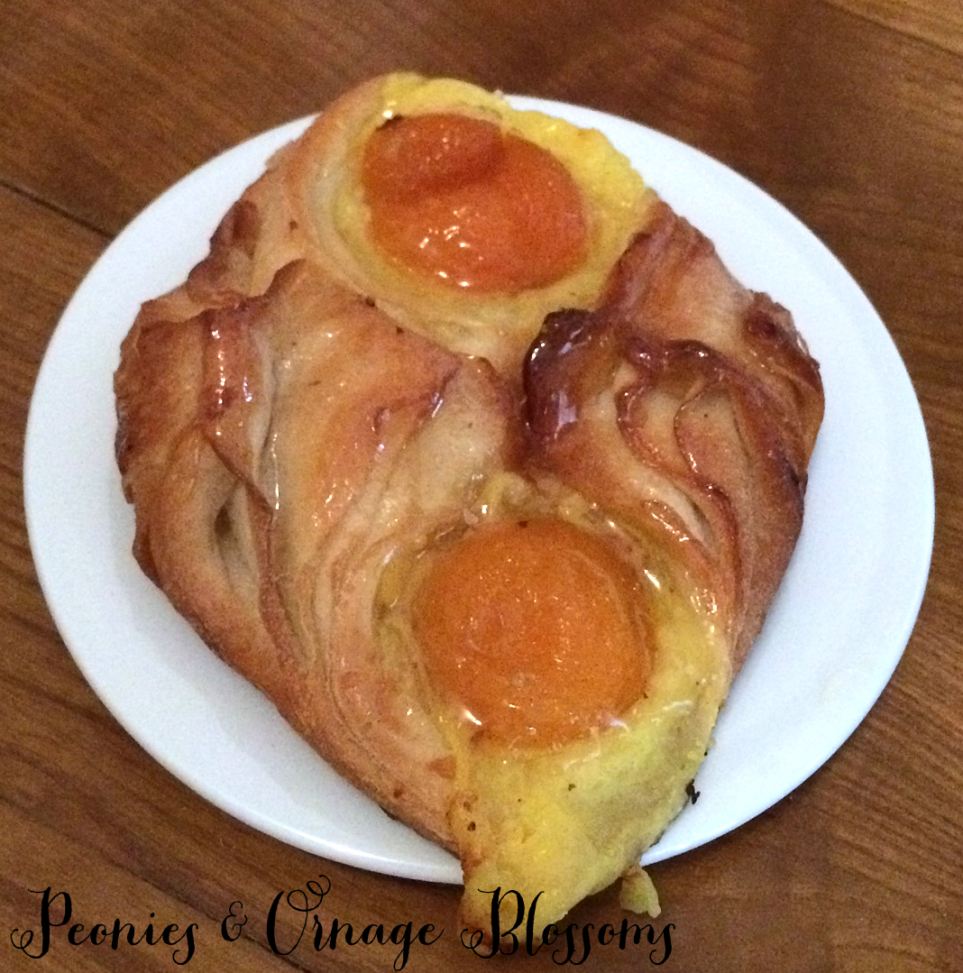 croissant aux abricots