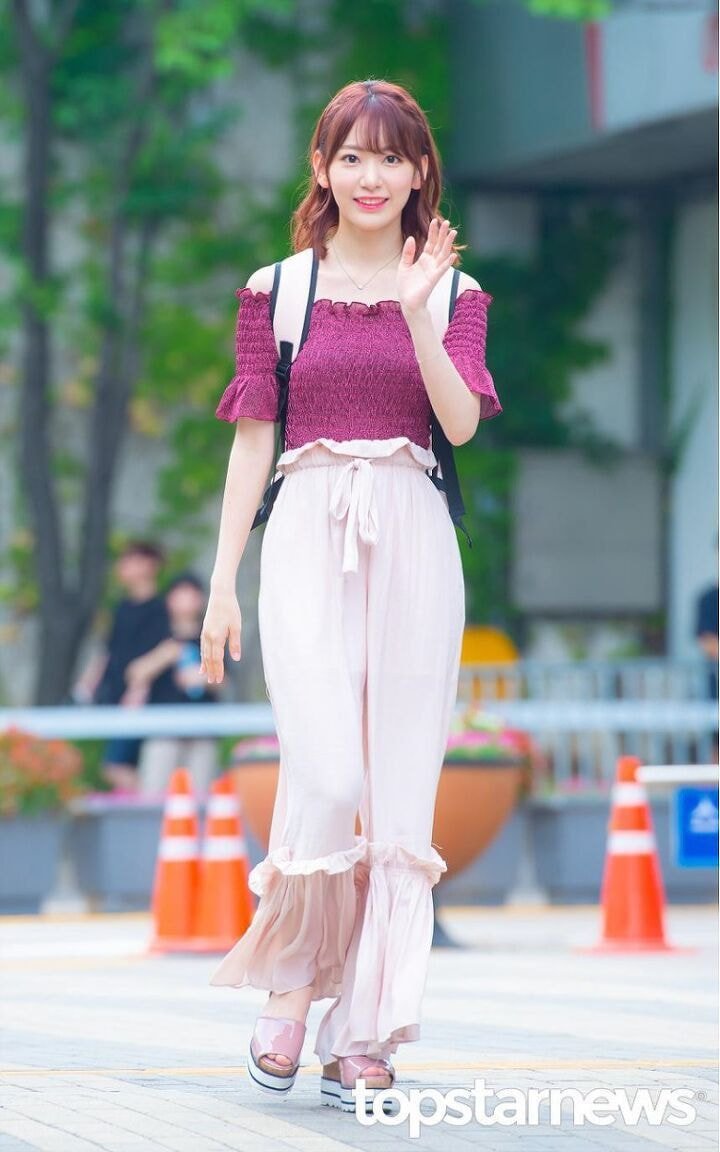 The Difference In Izone Sakura S Casual Fashion Now And Then Pannatic For other uses, see izone (disambiguation). izone sakura s casual fashion
