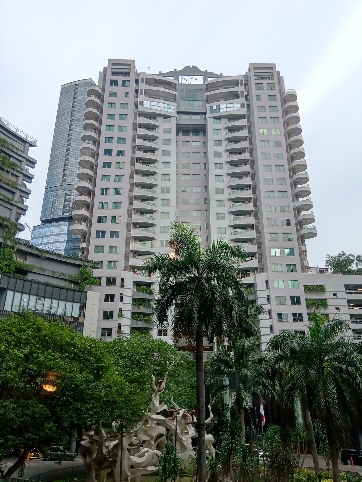 Tunjungan Plaza - Setiap Gedung Punya Cerita