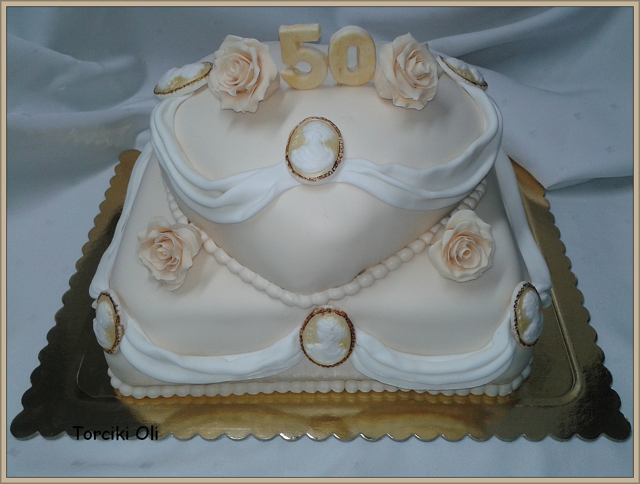 jak udekorować tort na 50 rocznicę ślubu