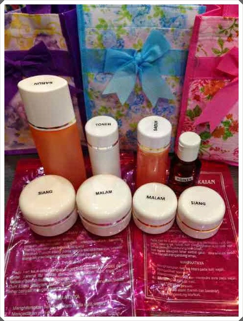 Cream Hn Paket Kecil 15gr & Cream Hn Paket Besar 30gr Racikan Dr. hetty
