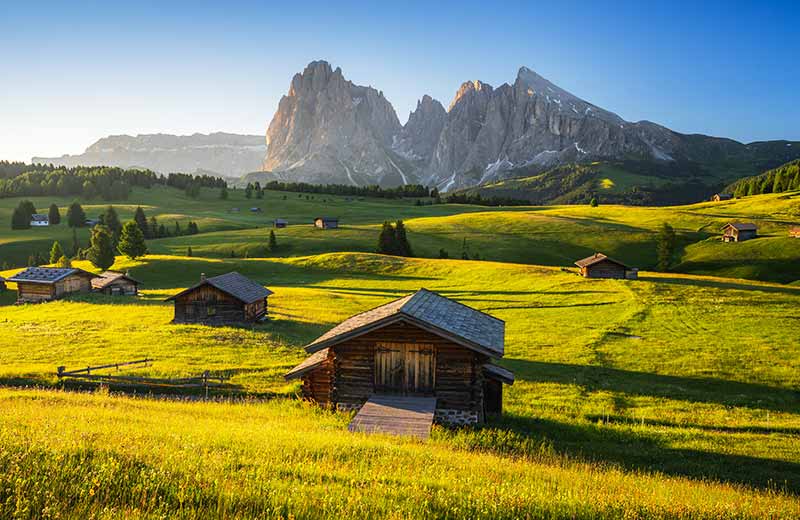 Alpe di Siusi cosa vedere durante una vacanza in estate Montagna di Viaggi Alpe di Siusi cosa vedere durante una vacanza in estate Montagna di Viaggi