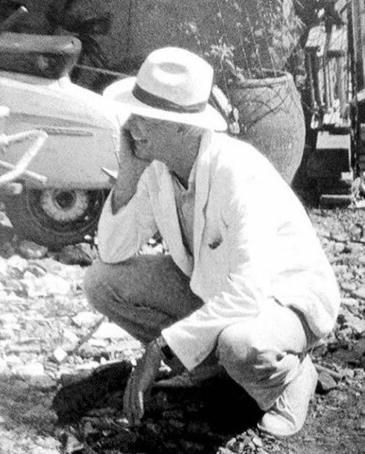 ⭐︎激レア⭐︎ デヴィッド・ボウイ生写真 ブラボウイ 83年にシンガポールをぶらりと歩き回るデヴィッド