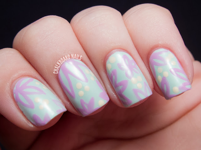 Chalkboard Nails: Pastel floral nail art